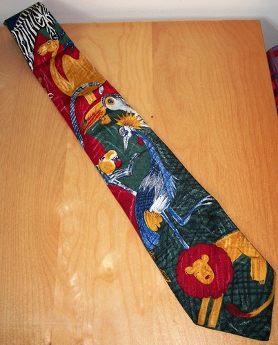 World Wildlife Fund #104 Colorful Safari Men's Silk Neck Tie 56" L x 4" W (D599) - Picture 2 of 4