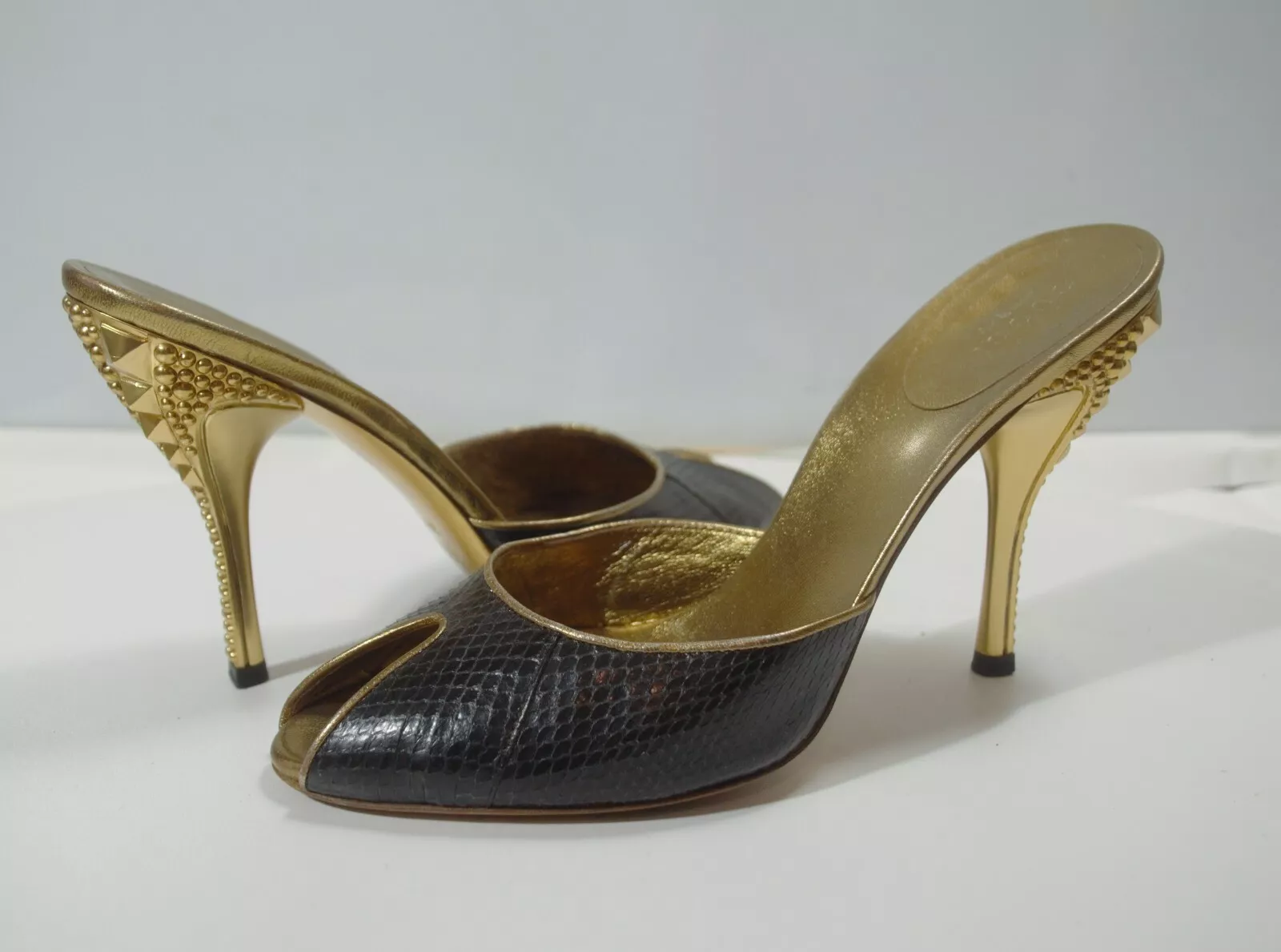 Talons mules cloutés en cuir Gucci Tom Ford 38C
