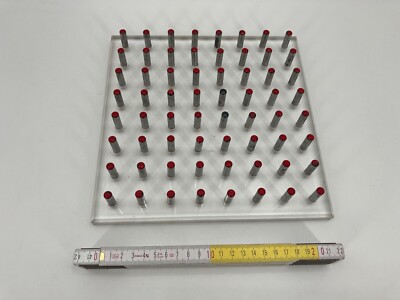 * SOLITAIRE SOLITAIRE GAME PLEXIGLASS ACRYLIC METAL PINS VINTAGE PLUG GAME