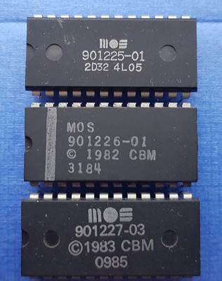 MOS 901225-01/901226-01/901227-03 ROM set Chips for COMMODORE 64 in ESD box.
