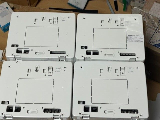 INTERLOGIX SIMON XTi TOUCHSCREEN WIRELESS ALARM SECURITY SYSTEM PANEL GE   USED