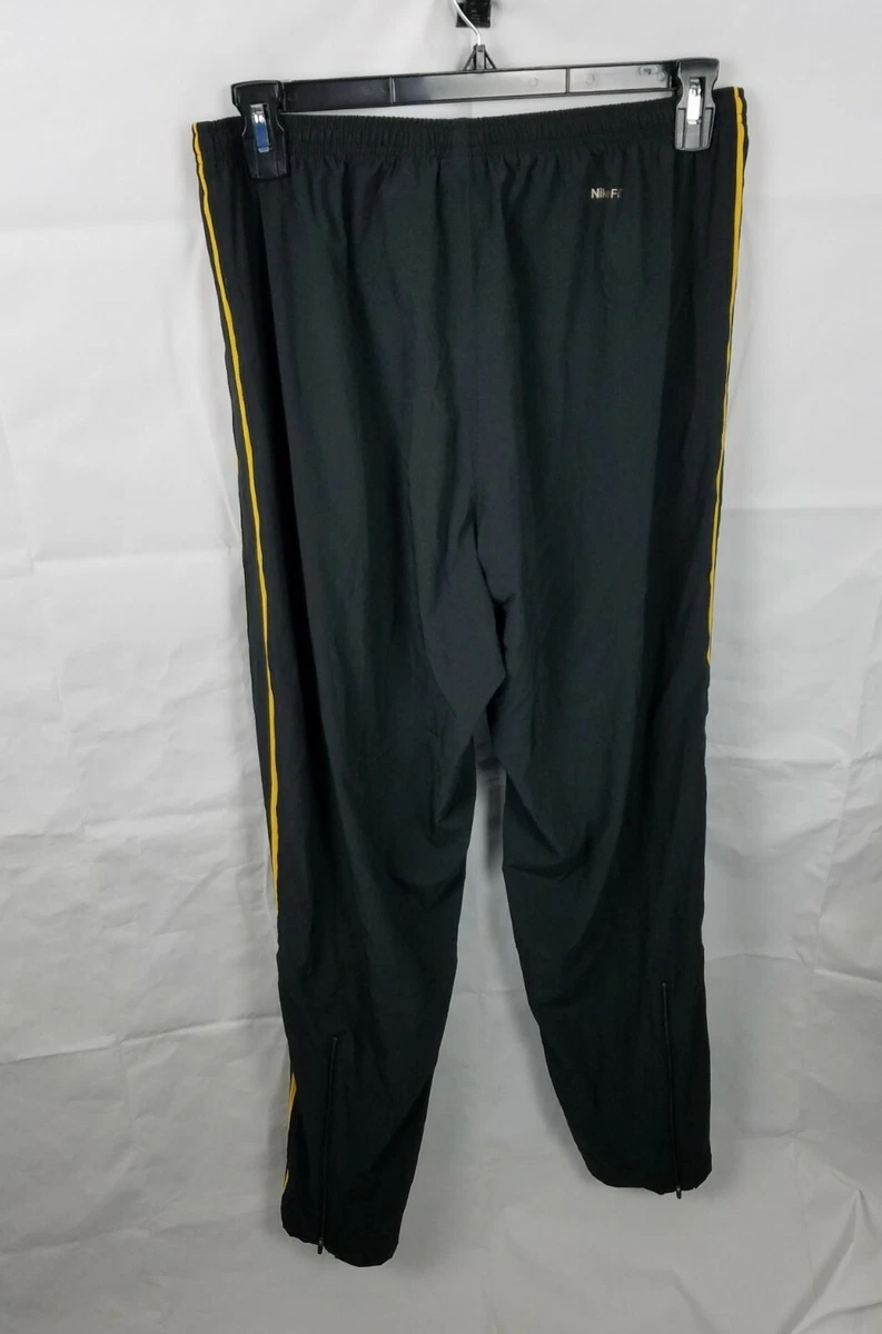 mens nike wind pants