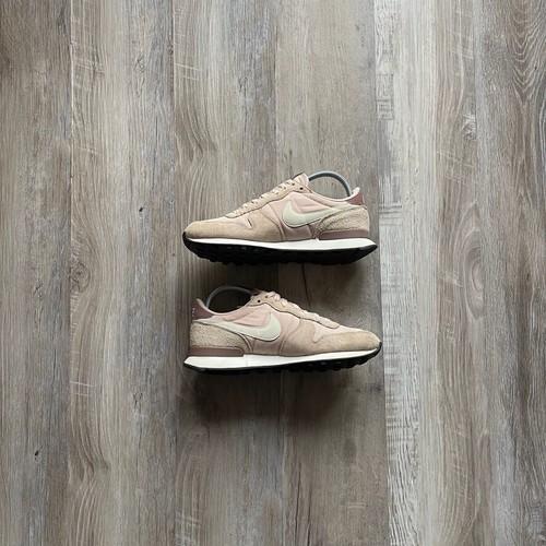 NIKE • WMNS Internationalist Low "Particle Beige" (6,5M) - Bild 2 von 15