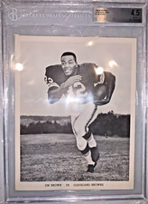 Ball Boys Review - New Sports Memorabilia Show Dishes Up a Home Run 7