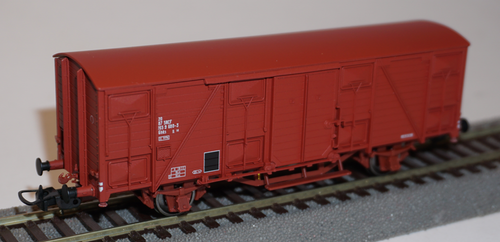 HN 6571 SET DE 2 WAGONS COUVERTS A 2 ESSIEUX KV A PAROIS EN BOIS Provence Express Sncf