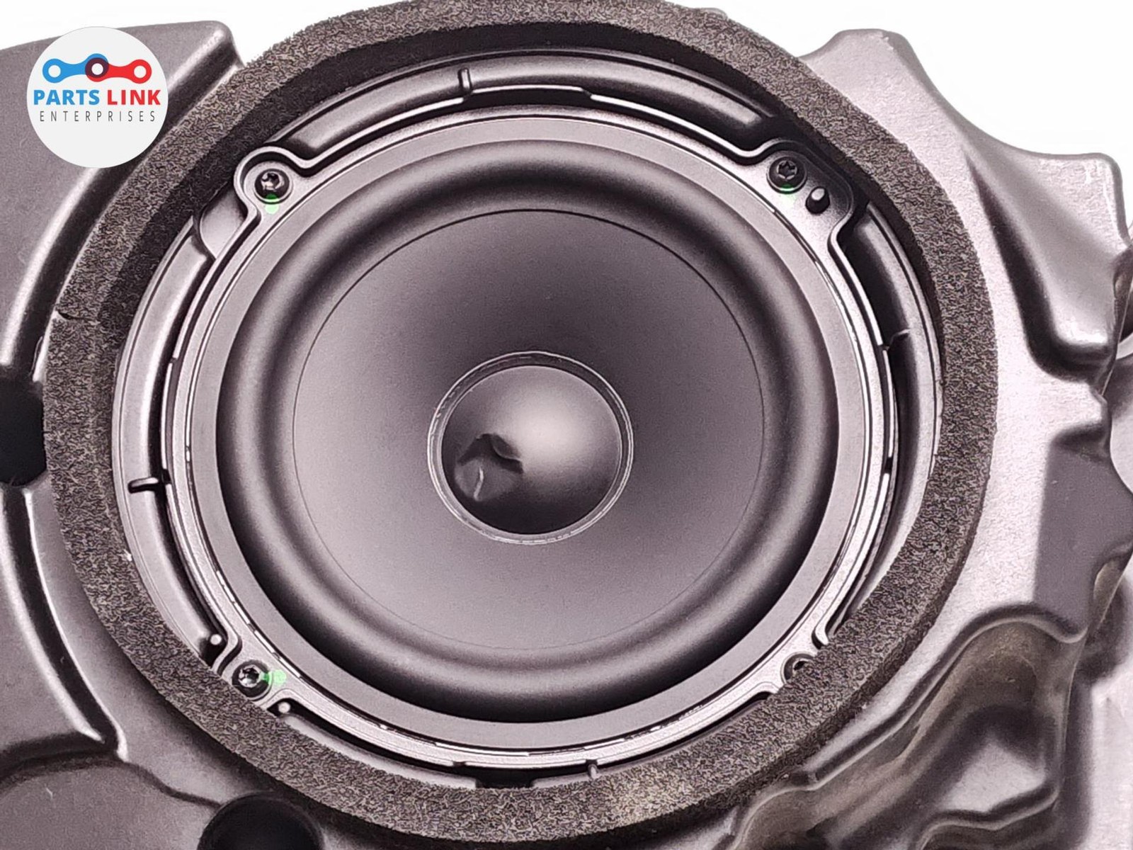 Bentley Bentayga 2016-2020 FRONT+LEFT Subwoofer