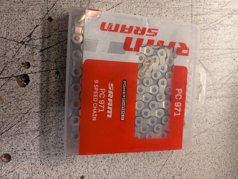 SRAM PC 971 CHAIN BRAND NEW BOXED .