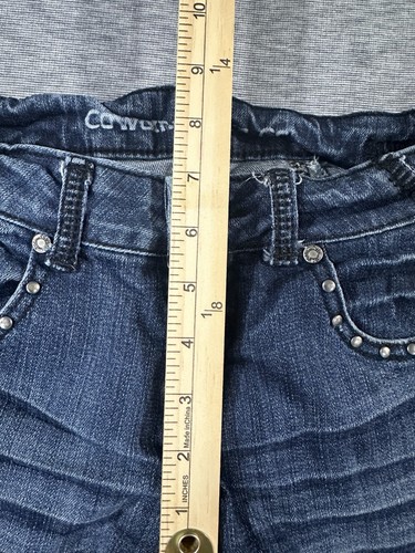 Cowgirl Tuff Studded Broncs Capri Jeans Size 25 Dark Wash - Picture 6 of 18