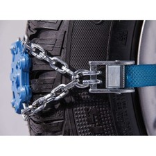 Schneekette Ottinger Schneeketten Anfahrhilfe Spike PKW im Blister 90107