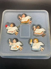Vintage Porcelain Ornaments Avon Peace On Earth Angels in original boxing