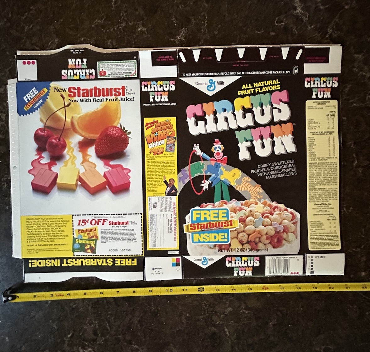 1987 CIRCUS FUN STARBURST CANDY Cereal Box Unassembled FLAT Magic Secrets Offer