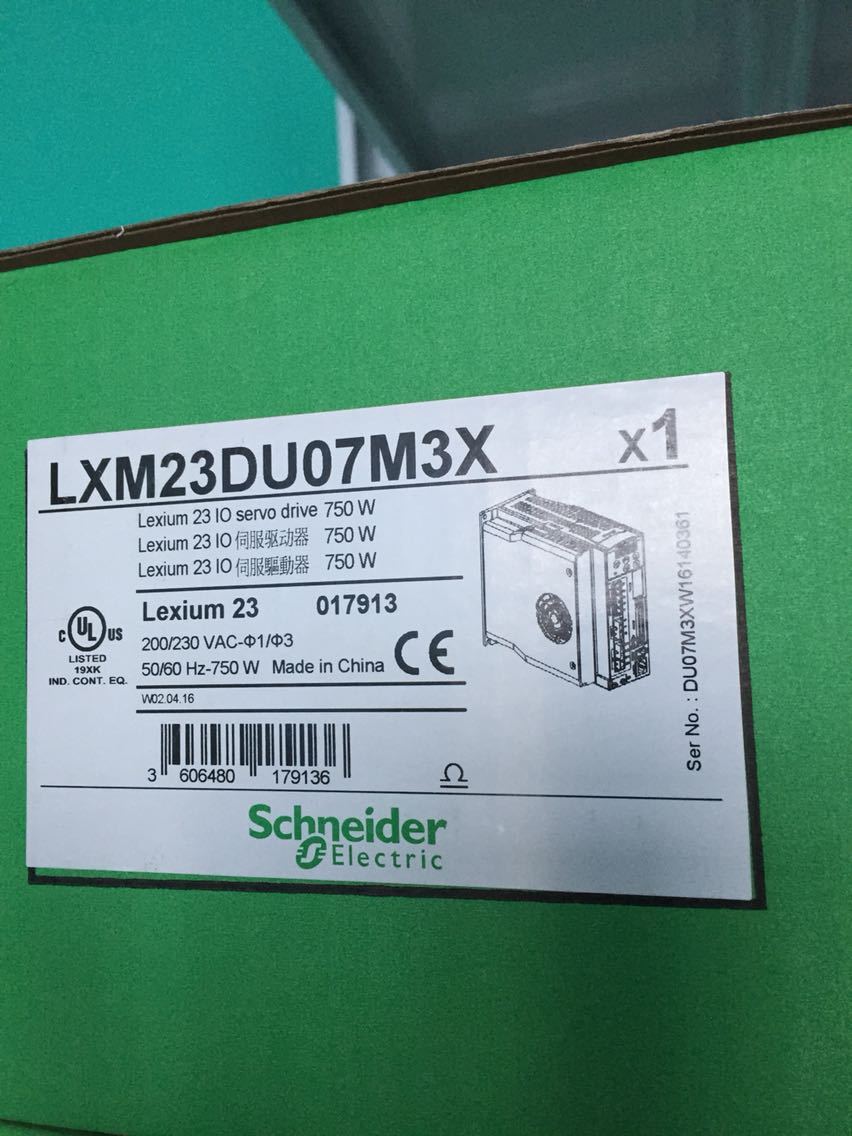 Servo Variateur Schneider LXM23DU07M3X - Neuf En Boîte, Livraison Rapide