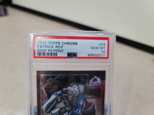 2002-03 Topps Chrome Reprints Patrick Roy (2000-01 O-Pee-Chee) #24 PSA 10 GEM - Picture 2 of 6