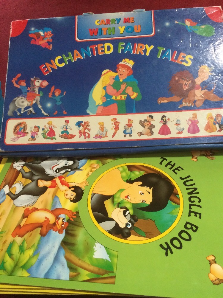 特撮 Read-with-me Fairy Tales Boxed Set Carry Me With You 4-Enchanted Fairy Tales Giant Books