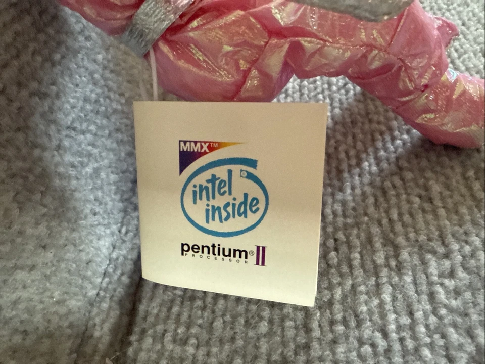 Intel Pentium II Processor Pink Astronaut IT Tech Computer Gift Plush Beanie Vtg - Image 2 of 4