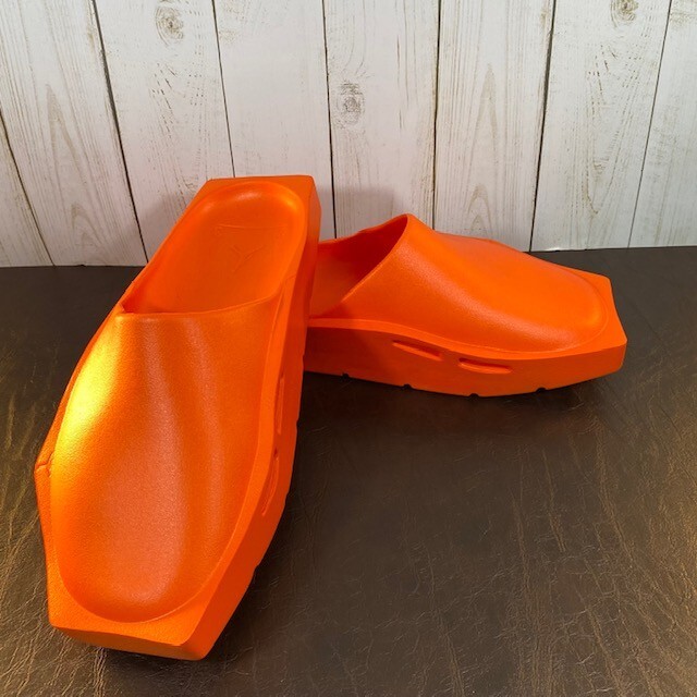 Jordan Womens Hex Mule- Size 11 (men's 9.5) Brilliant Orange