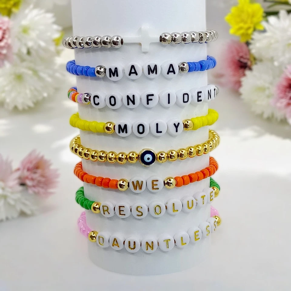 Pulsera con nombre personalizado hecha a mano a granel/pulsera personalizada/pulsera de verano/idea de regalo Foto 2 de 4