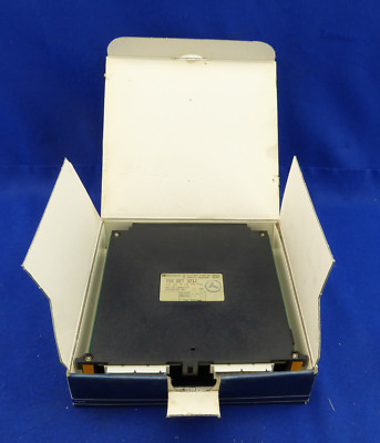 NEW Telemecanique Schneider TSX DET 32 12 TSXDET3212 Digital Input