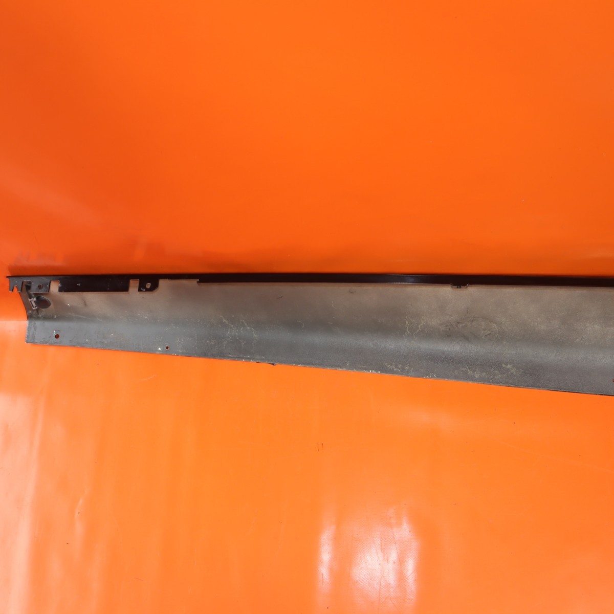 Aston Martin DB9 2005-2012 Right Rocker molding