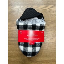 WonderShop Buffalo Plaid High Rise Slipper Socks Grippers Huggable Heel S/M