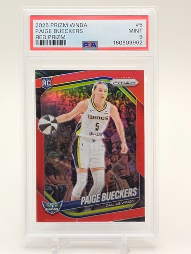 PAIGE BUECKERS 2025-26 PANINI PRIZM WNBA RED ROOKIE RC /299 #5 WINGS PSA 9 Q2029