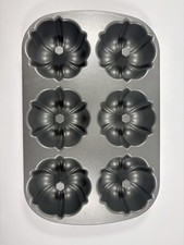 Nordic Ware Bundtlette Pan Mini Bundt Cake Pa...