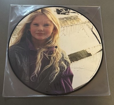 New Taylor Swift Christmas Tree Farm Vinyl Single Limited Edition