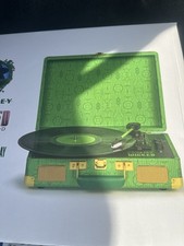WICKED FOR GOOD CROSLEY RECORD PLAYER EMERALD GREEN - 2025 LIMITED EDITION