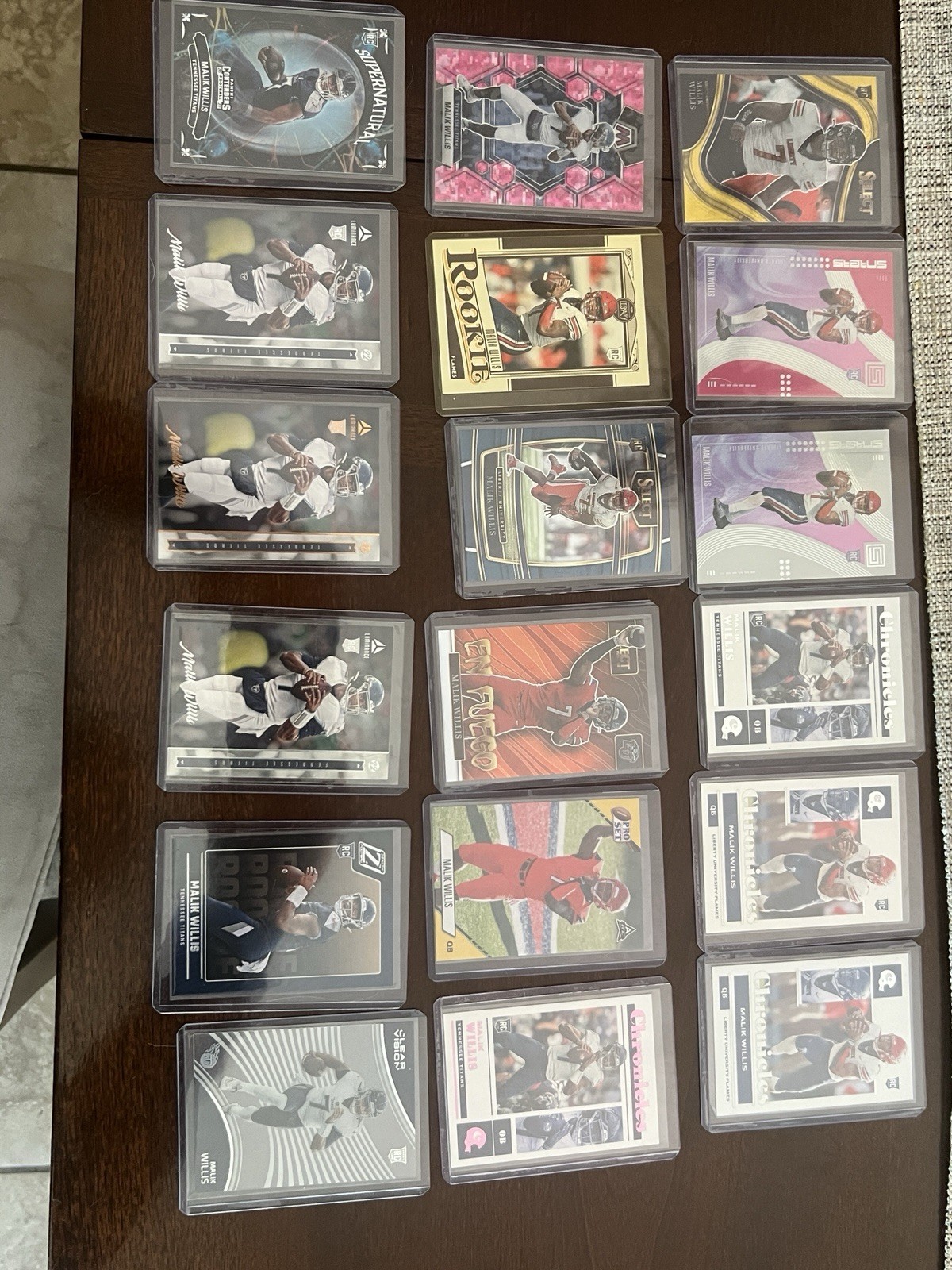 Huge Lot Of Almost 500 QB’s And Total Of Over 1000 Cards, No Junk!