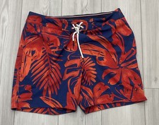 Tommy Hilfiger Men s Blue Red Palm Leaves Swim Shorts Size Large