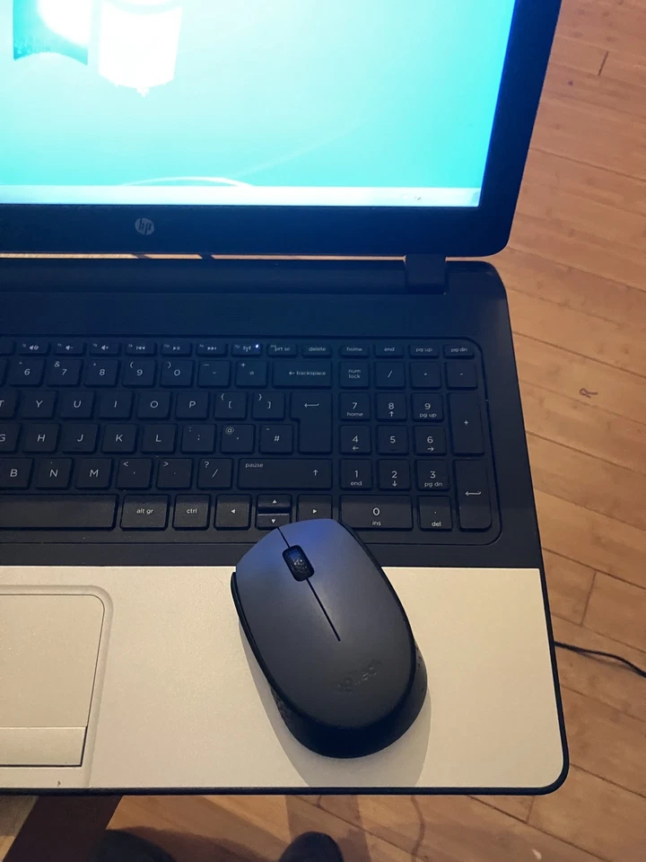 HP 350 G2 Intel i3-4030U @ 1.90GHz 4Gb Men, 250GB SSD Win 7 with PSU Laptop  - Image 2 of 4