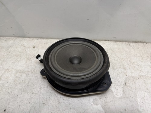 Audi A4 B7  Lautsprecher Türlautsprecher vorne links 2752507175 8E0035411