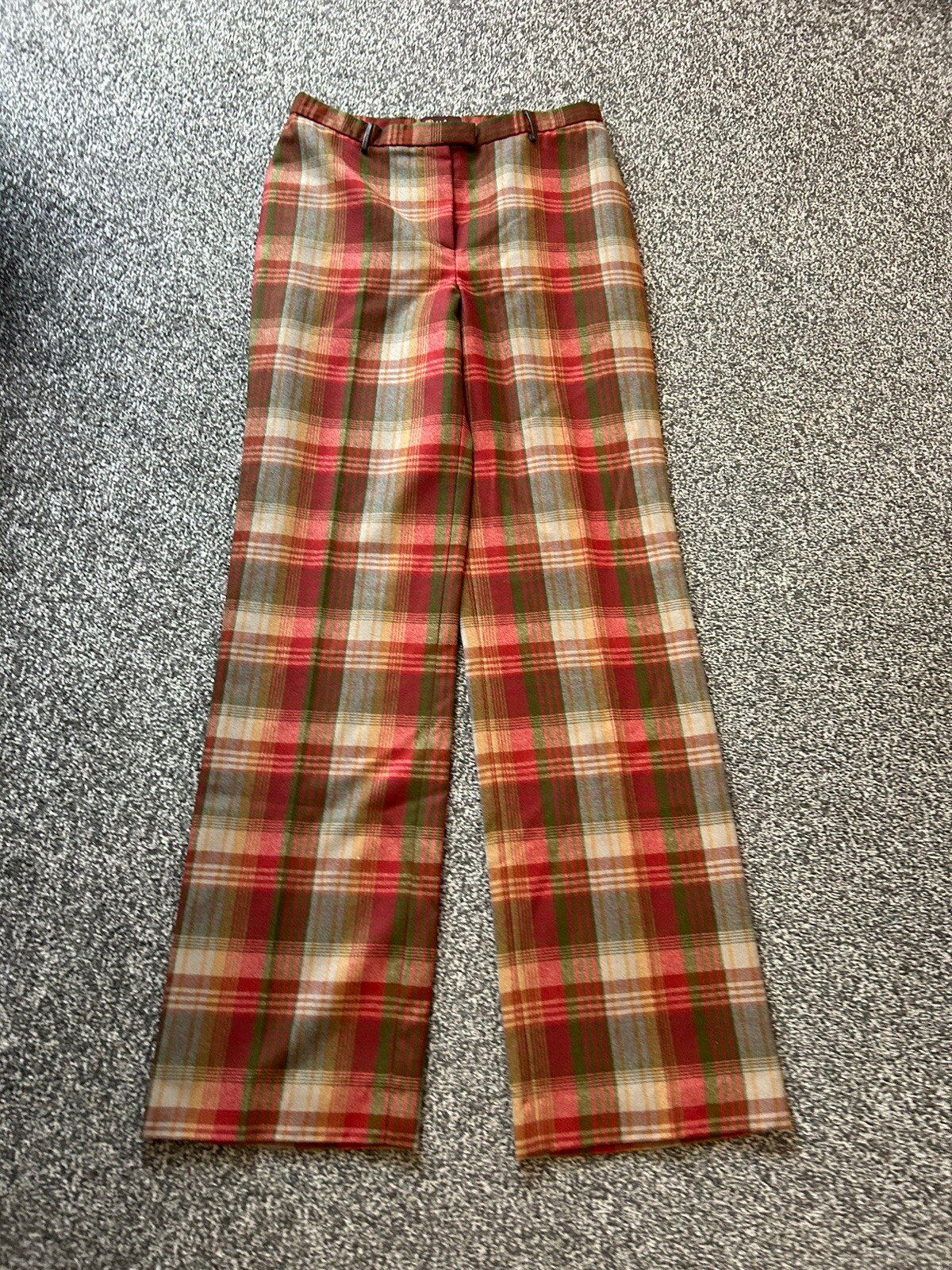 Picture 2 of 8