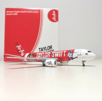 1:200 AirAsia Aircraft Model Taylor Swift's Red tour of Asia