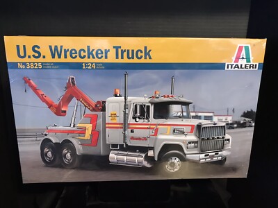 ITALERI 3825 US WRECKER TRUCK MODEL KIT-NIB-1:24 SCALE