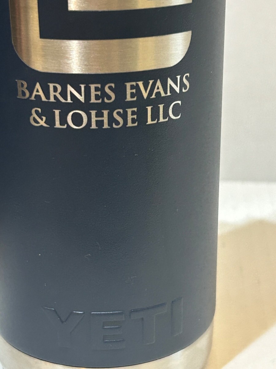 YETI RAMBLER NAVY BLUE 18 oz STAINLESS STEEL TUMBLER WITH HANDLE