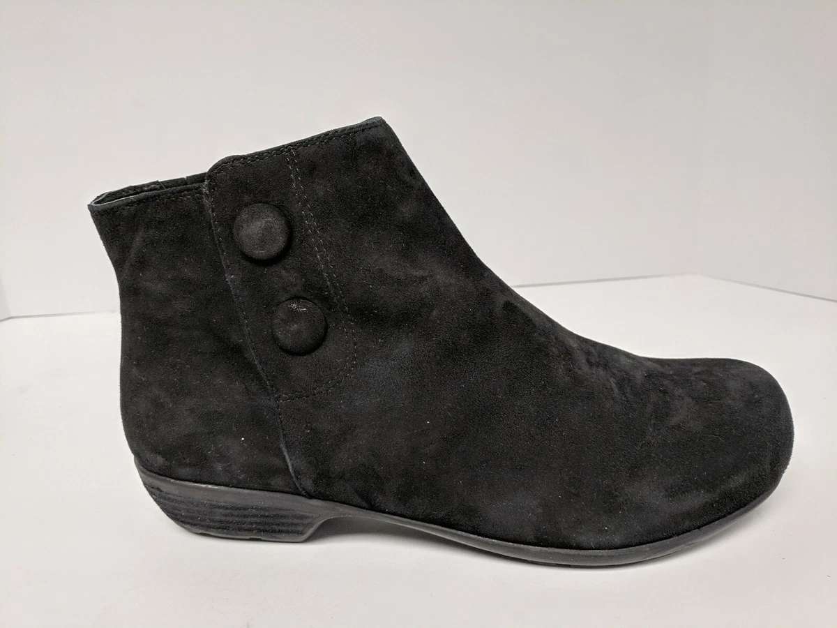 Walking top cradles booties