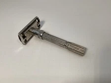 Vintage Gillette Slim Adjustable Safety Razor/M3 1967