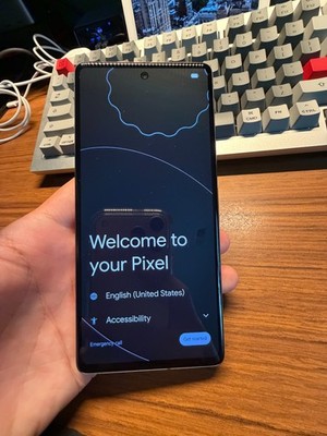Google Pixel 7a - 128 GB - Coral (Unlocked)