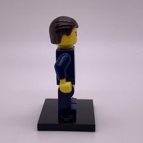 LEGO CITY MINIFIG cty0460 BUSINESSMAN PINSTRIPE JACKET GOLD TIE FROM 60060