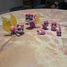 Hatchimals CollEGGtibles Cat Family Carton 6 Characters not full set