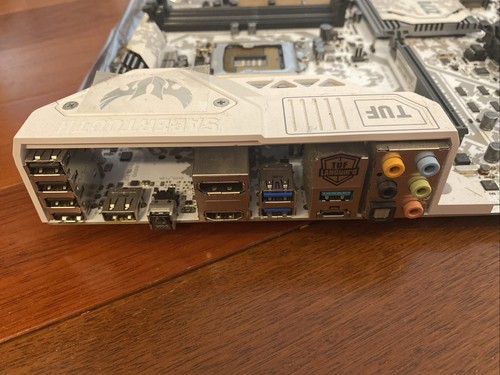 Asus TUF Sabertooth Z170 S Motherboard FOR PARTS Only - Afbeelding 9 van 11