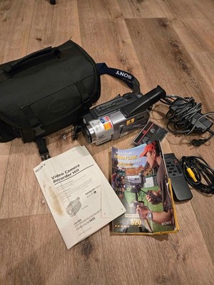 Sony Handycam CCD-TRV98 Hi-8 Analog Camcorder