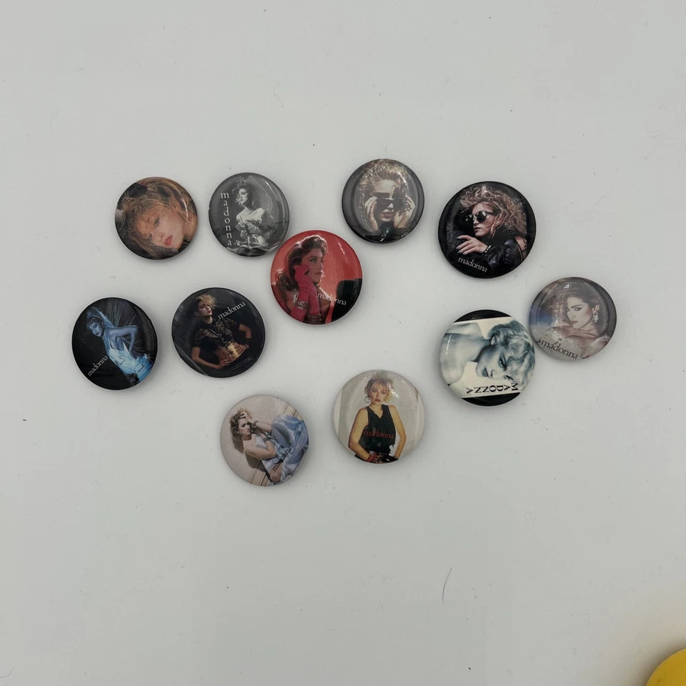 Lote de 11 prendedores de botón Madonna vintage 1984-1985 Boy Toy Inc. Foto 2 de 4