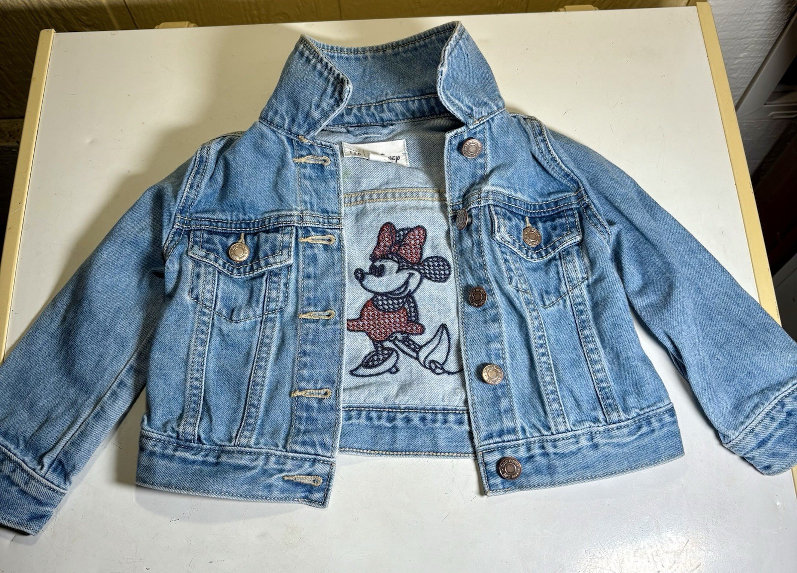 Baby Gap Disney 2T Denim Jean Jacket Embroidered Minnie Mouse Button Front Cute