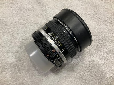 Nikon Fisheye-NIKKOR 16mm f/2.8 AI-s Manual Focus Ultra-Wide Lens - Clean