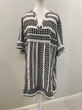 & Me Black White Aztec design Short Dress - Size 18 - Made in India