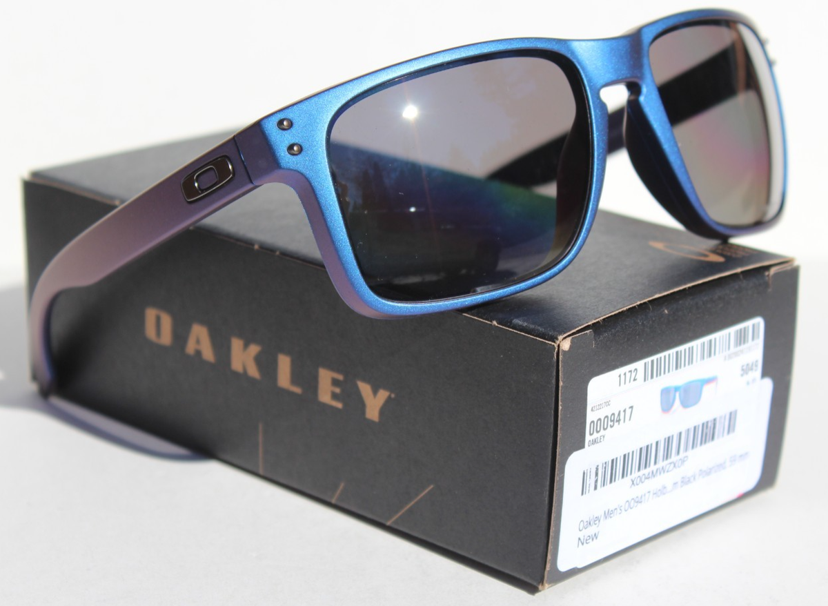 OAKLEY Holbrook XL POLARIZED Sunglasses Cyan/Blue Colorshift/Black