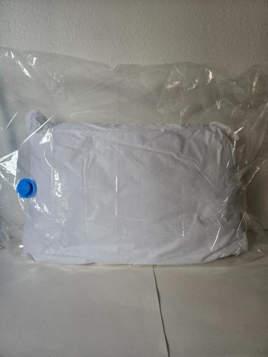 Hotel Collection Primaloft 450-Thread Count Soft Density Pillow, Standard/Queen - Picture 3 of 3