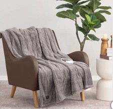 Berkshire Life Heated Luxe Faux Fur Throw, 50" X 60" Gray
